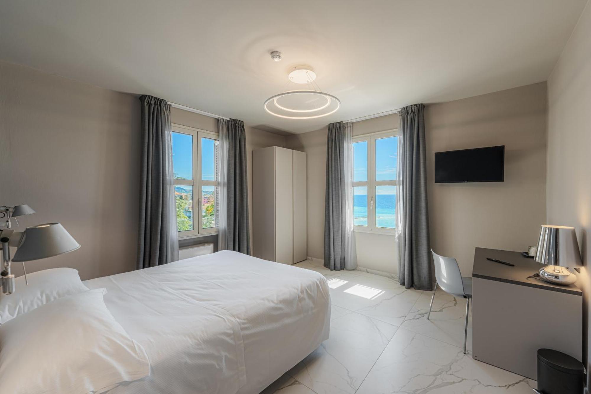 Hotel Villa Levi Sanremo Esterno foto