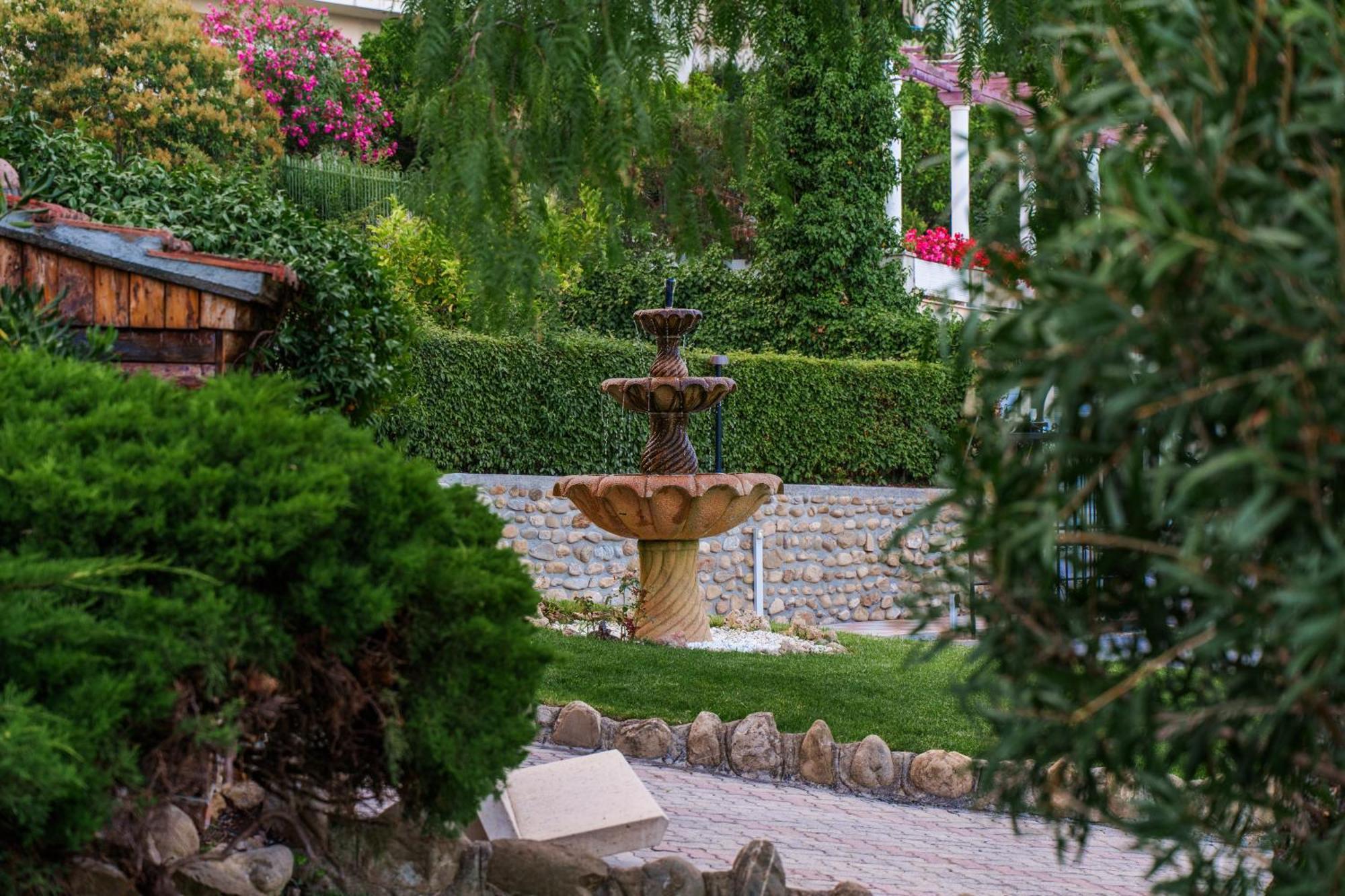Hotel Villa Levi Sanremo Esterno foto