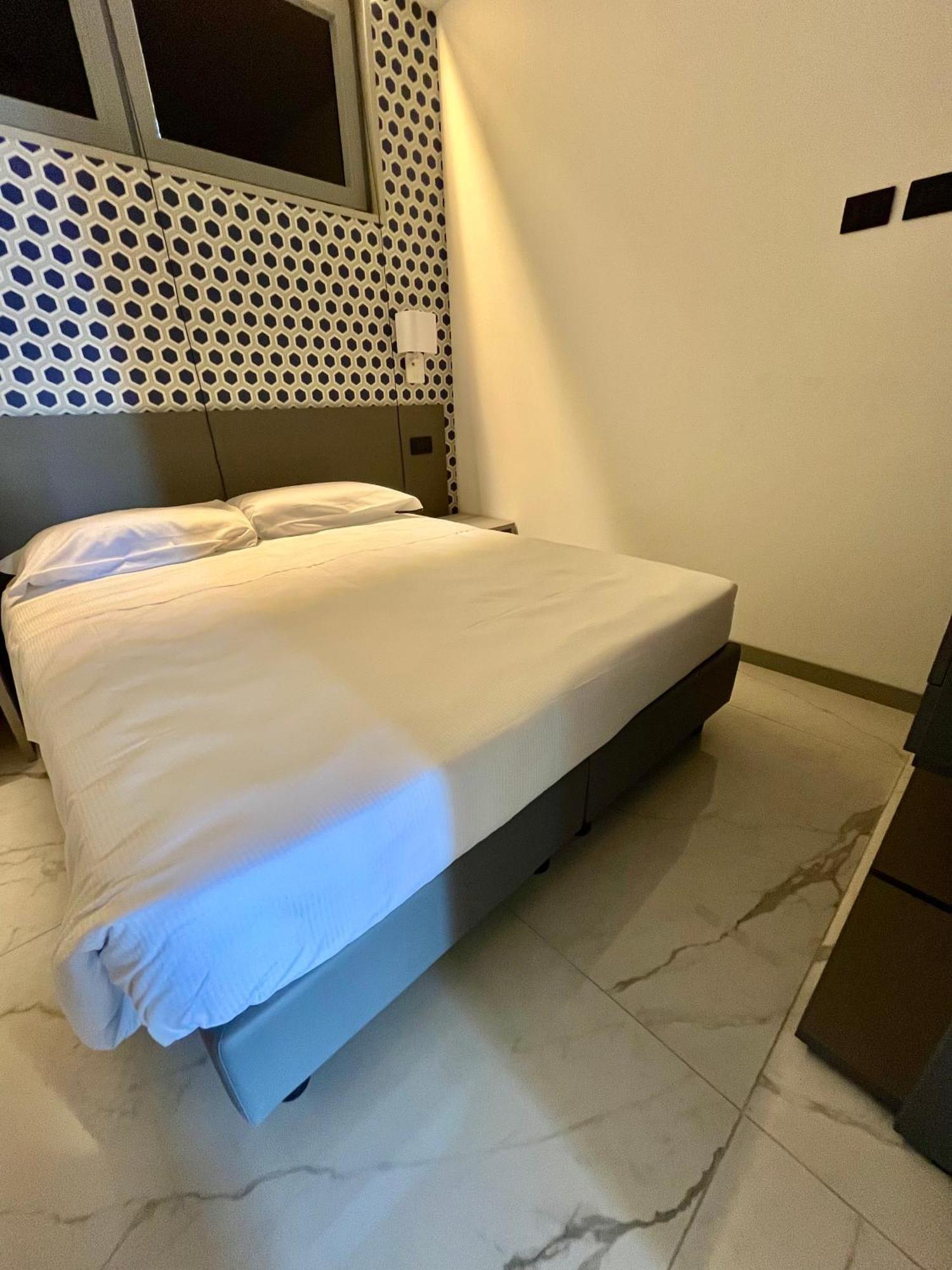 Hotel Villa Levi Sanremo Esterno foto